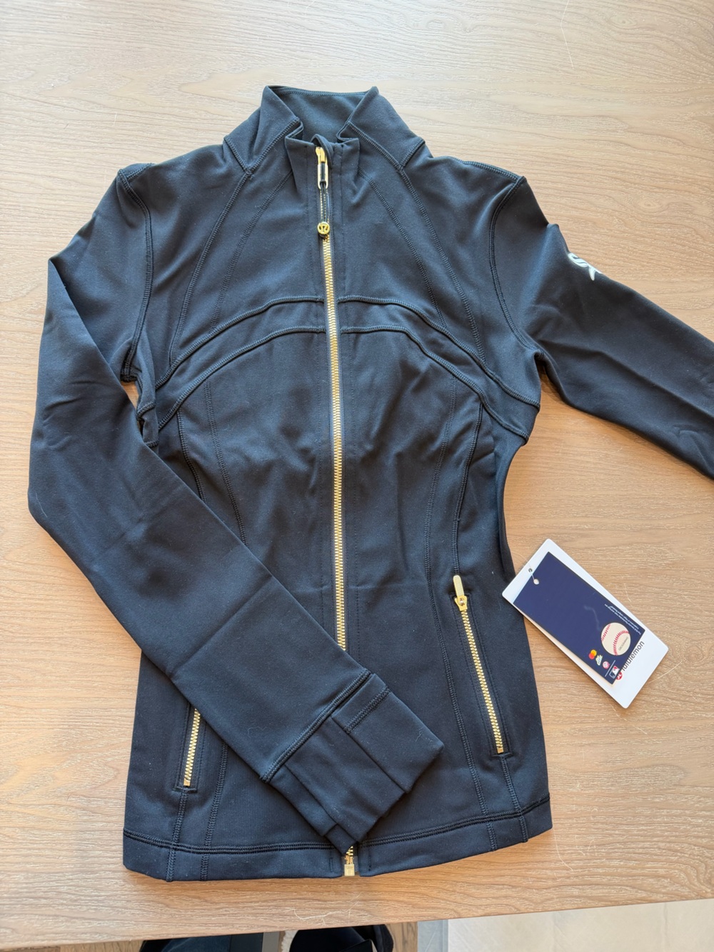 lululemon Define jacket (chicago white sox)
